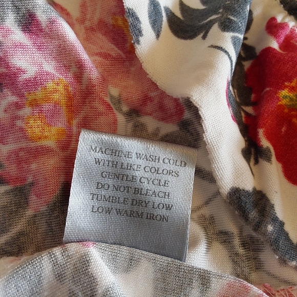 🌺 Like New Kathryn Floral Print Sleepwear Set - Picture 7 of 7